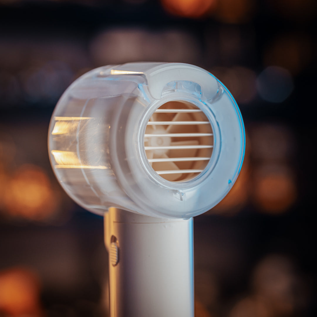 izzCool 20 (White) - Handheld Air Conditioner Fan (2,000mAh)
