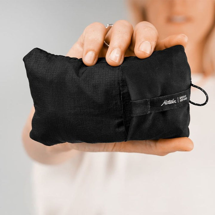 Blackout Eyemask + Earplugs in use