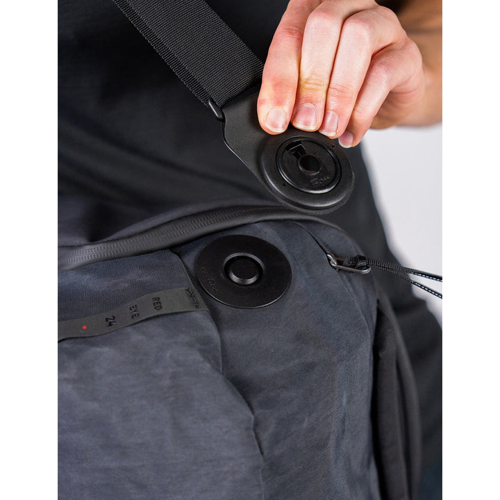 Matador x Carryology Redeye 24 Black - view 9